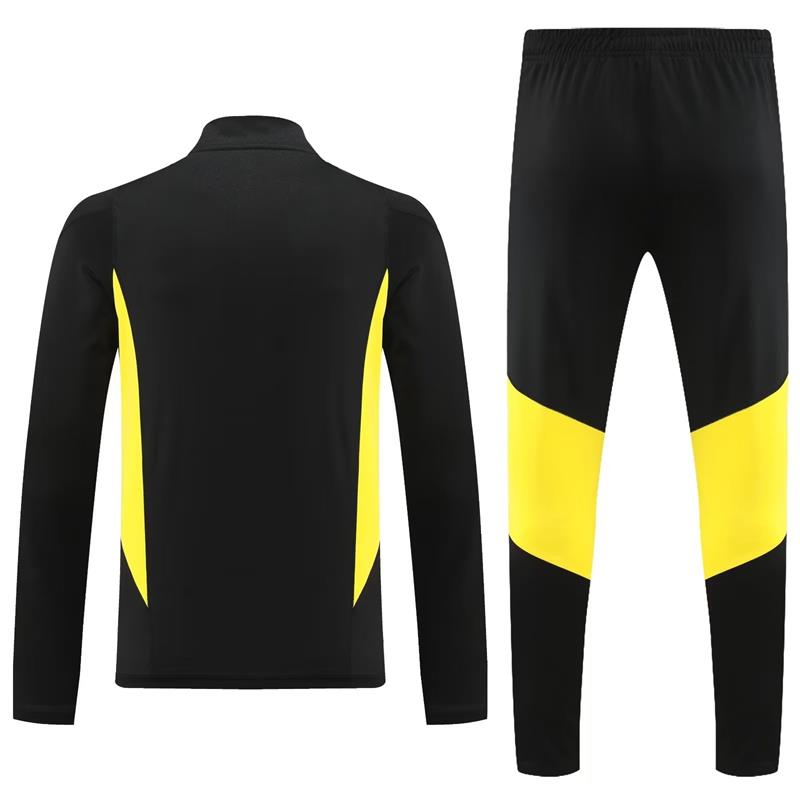 Juventus Long Sleeve Zipped Tracksuit Black/Yellow 2023-24